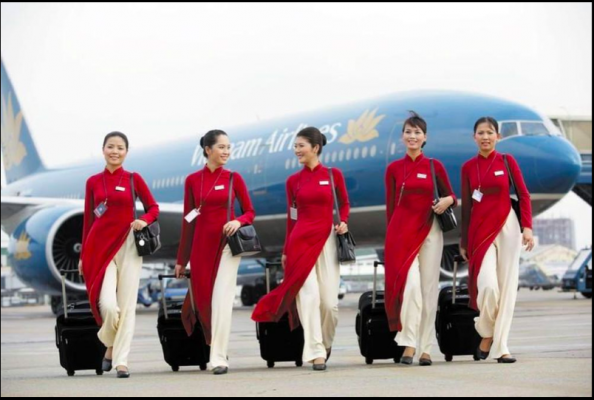 Tiếp viên hàng không ở Việt Nam nhận lương bao nhiêu?