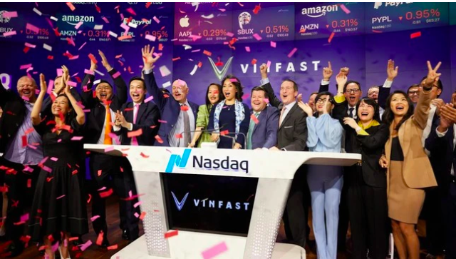 Vinfast vừa niêm yết trên Nasdaq Global Select Market, cũng là sàn VNG nộp hồ sơ IPO.

